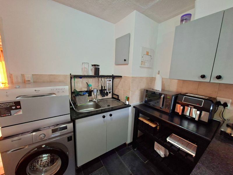 Modern apartment -perfect student accommodation - Photo 8