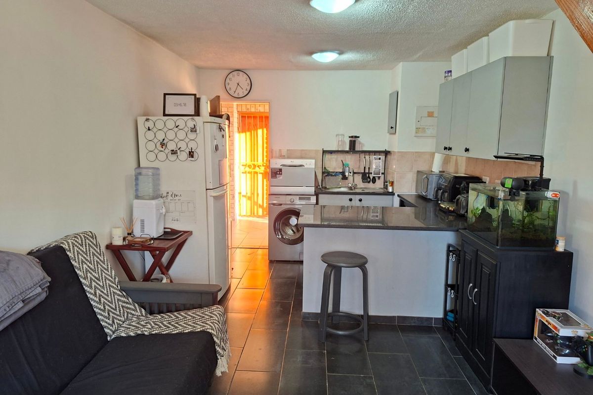 Modern apartment -perfect student accommodation - Photo 5