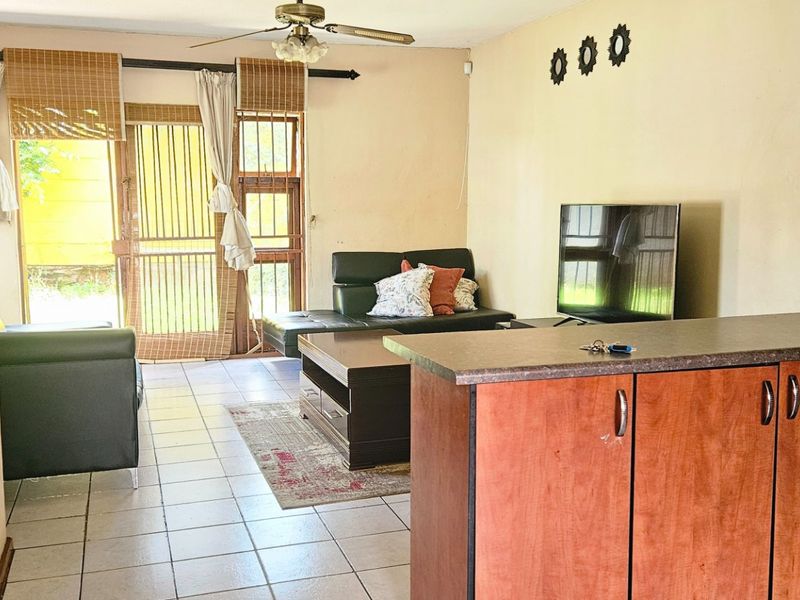 Great investment property in the heart of Fontainebleau!!! - Photo 7