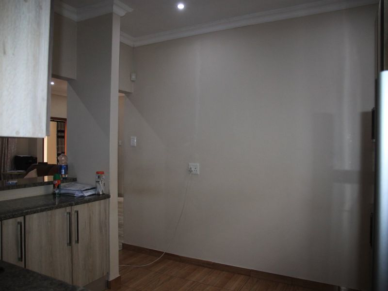 Family home in Sunnyridge ,East London -SOLD - Photo 8