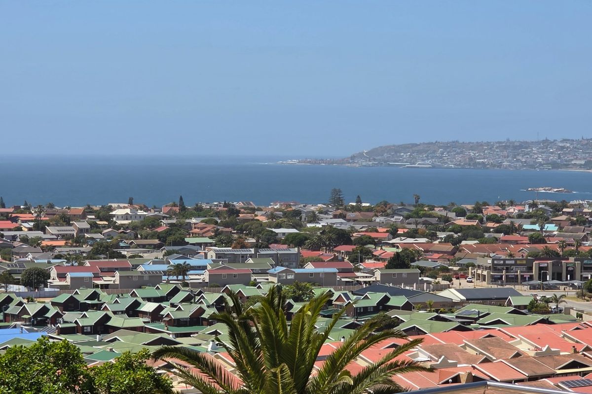 Excellence... Modern and Stylish House... Unrestricted Views !!! - Photo 2