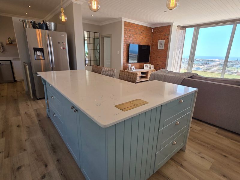 Excellence... Modern and Stylish House... Unrestricted Views !!! - Photo 9