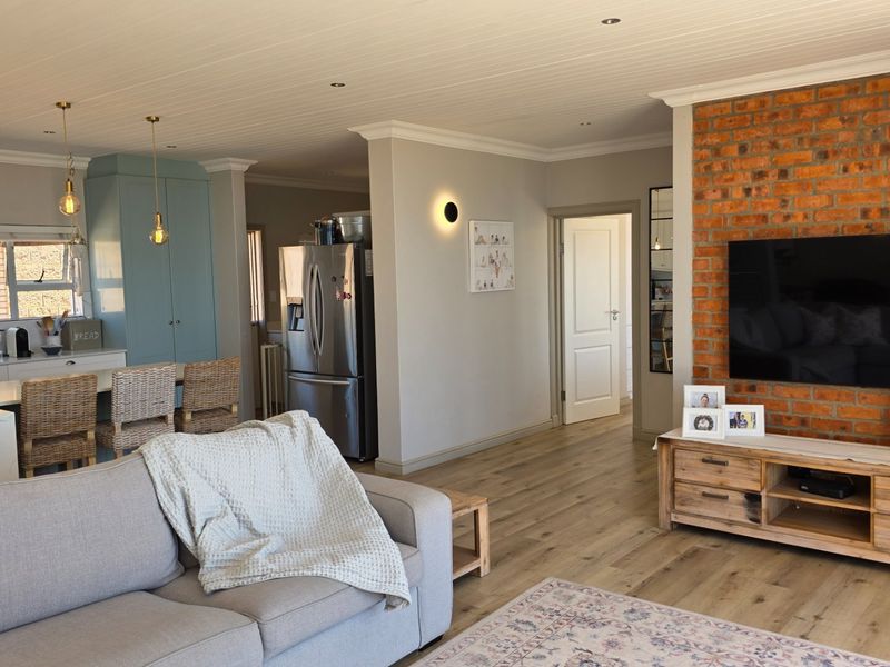 Excellence... Modern and Stylish House... Unrestricted Views !!! - Photo 5