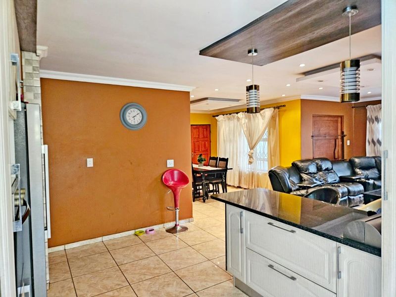 Lovely 3 Bedrooms family home - Photo 10
