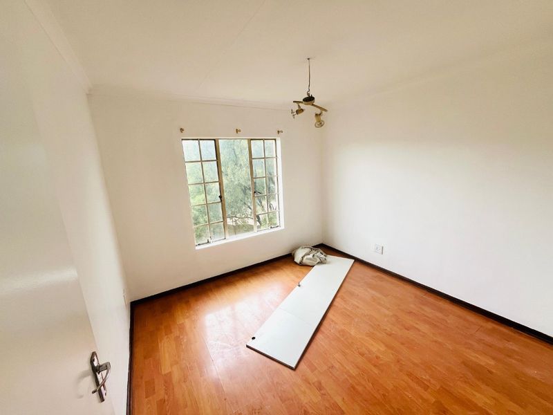 2 Bedroom Apartment / Flat to Rent in Buccleuch - Photo 8