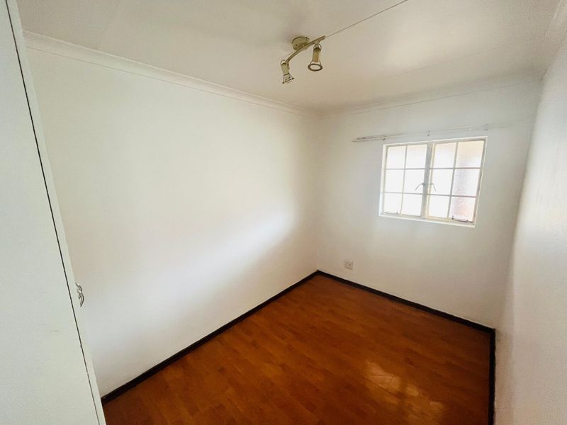 2 Bedroom Apartment / Flat to Rent in Buccleuch - Photo 6