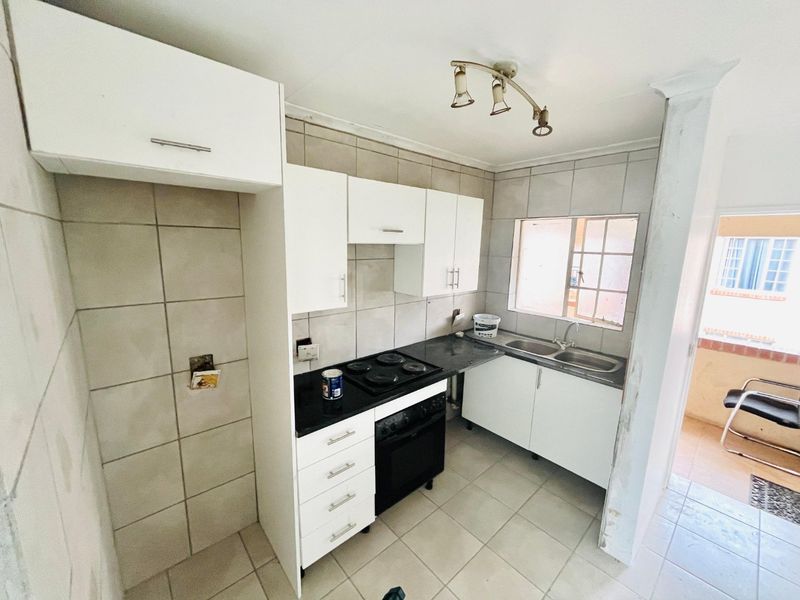 2 Bedroom Apartment / Flat to Rent in Buccleuch - Photo 2
