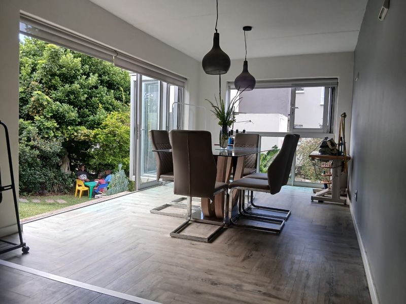 Luxurious 3-Bedroom Apartment in Morningside  - Photo 9