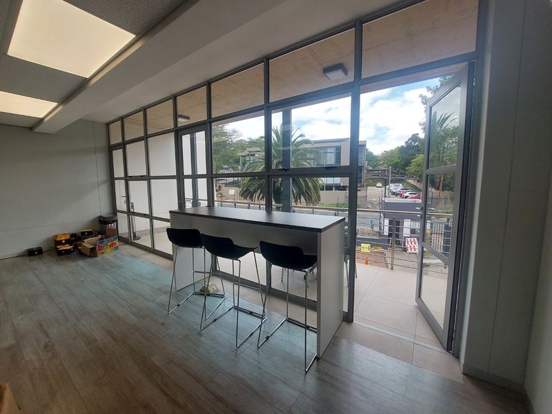 Exceptional A-Grade Office Space in Bryanston – With Panoramic Sandton Skyline Views - Photo 8
