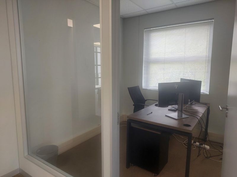 Exceptional A-Grade Office Space in Bryanston with Panoramic  Views - Photo 10