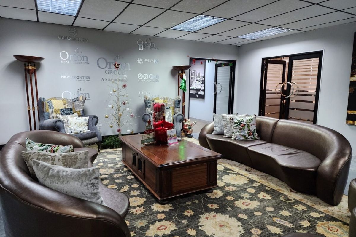 Prime Office to rent in Parktown, Johannesburg - Photo 2