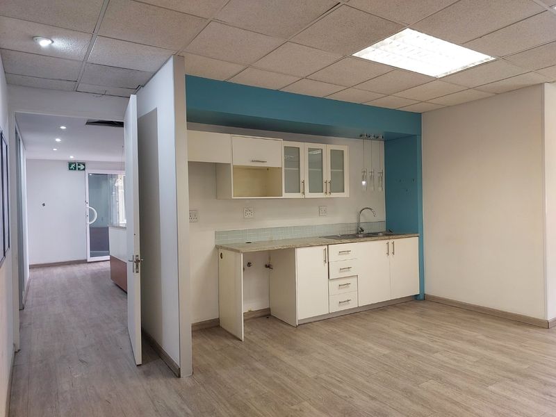 Prime Ferndale A-Grade Office – Last Space Available! - Photo 7