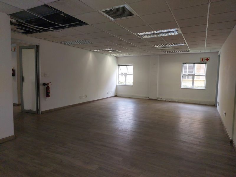 Prime Ferndale A-Grade Office – Last Space Available! - Photo 6