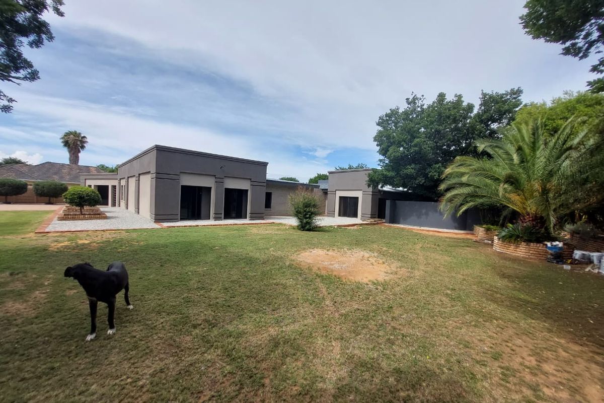Modern 4-Bedroom Home for Sale – Ideal for a Family or Guesthouse - Photo 2
