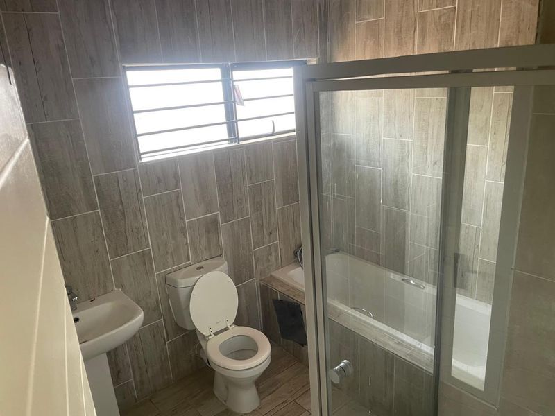 YOUR OWN HOME - MODERN FACEBRICK - Photo 5