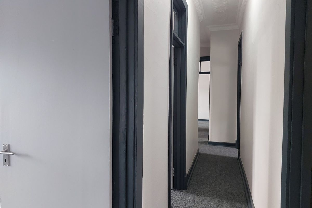 Prime Greenside Office/Clinic with Main Road Visibility & Move-In Ready Fit-Out - Photo 5