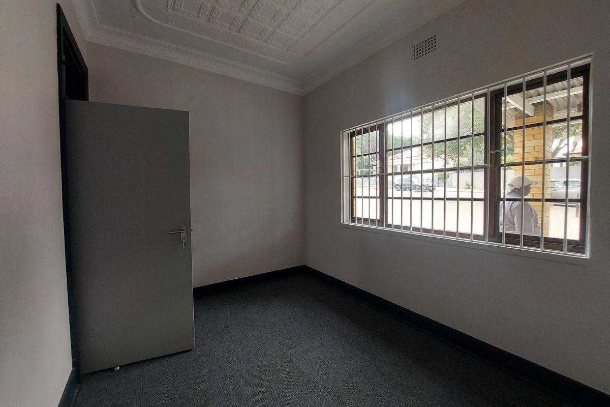 Prime Greenside Office/Clinic with Main Road Visibility & Move-In Ready Fit-Out - Photo 4