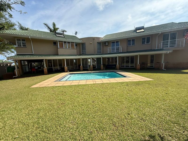 To let in Somerset Park, fully furnished 4 bedroom double storey home with sea views. - Photo 2