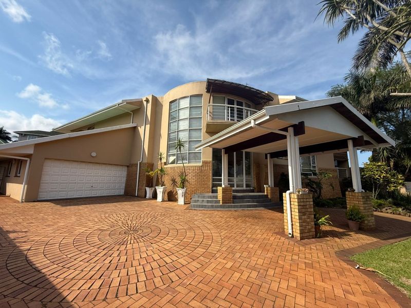 To let in Somerset Park, fully furnished 4 bedroom double storey home with sea views. - Photo 3
