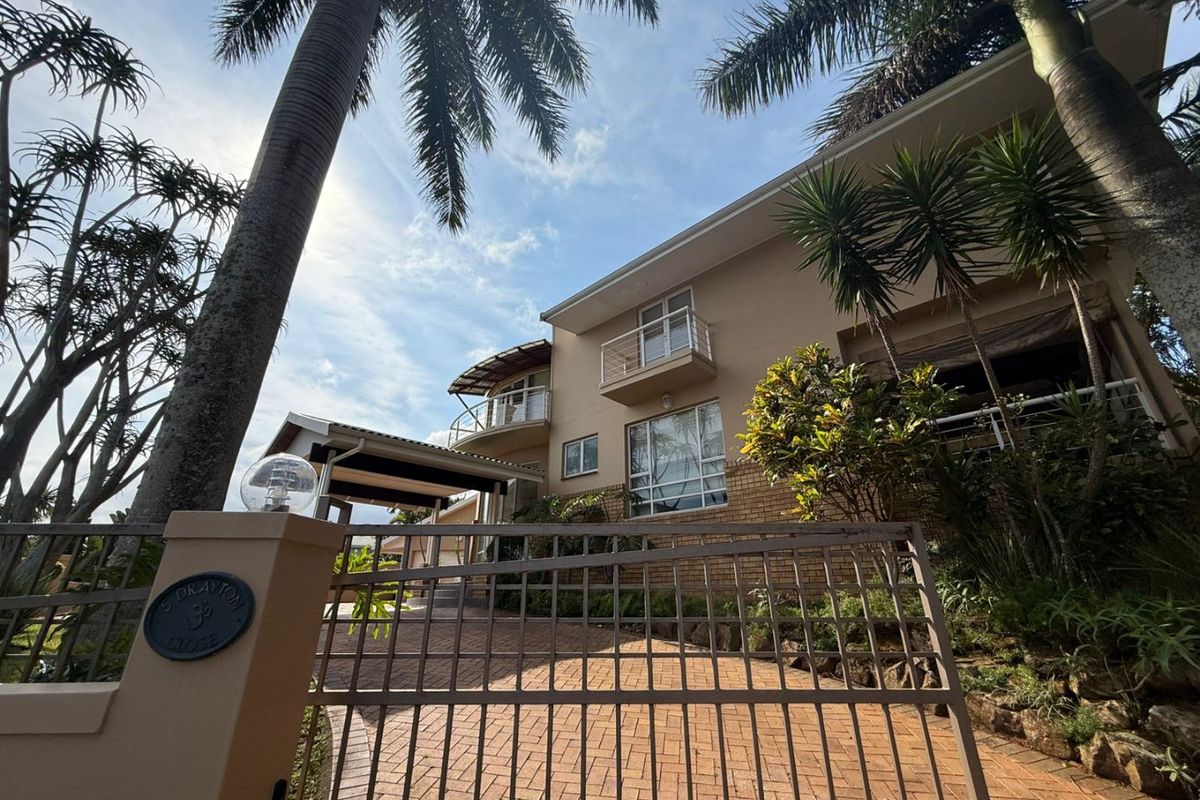 To let in Somerset Park, fully furnished 4 bedroom double storey home with sea views. - Photo 4