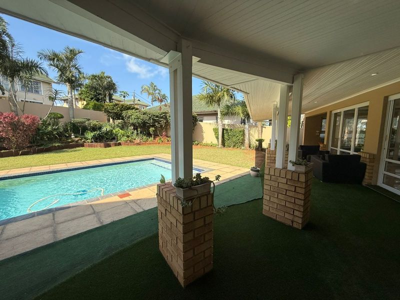 To let in Somerset Park, fully furnished 4 bedroom double storey home with sea views. - Photo 10