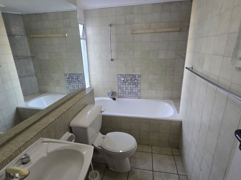 IS THIS WHERE YOU'LL HANG YOUR HAT? - Photo 5