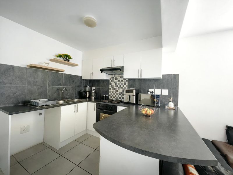 Location, Location , Location!!! - Photo 10