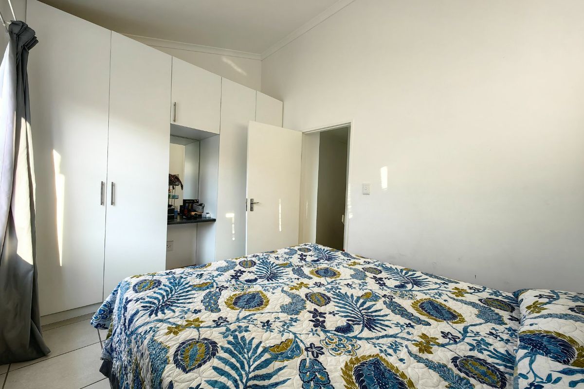 Location, Location , Location!!! - Photo 2