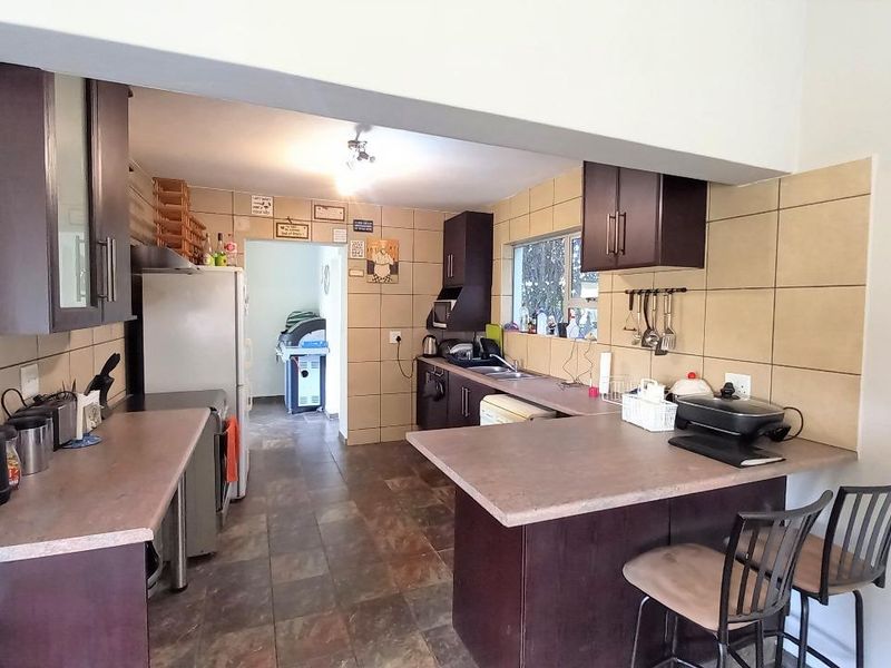 Holiday Living – Bring the Family and Enjoy! - Photo 3