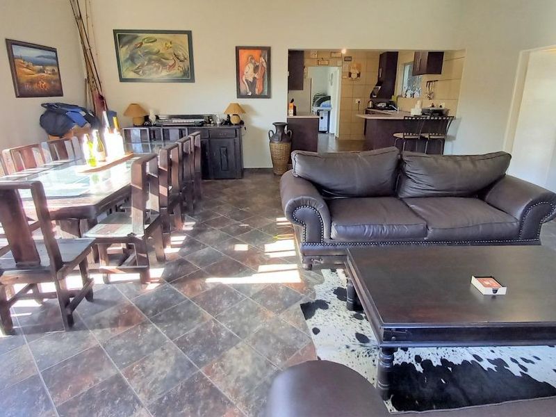 Holiday Living – Bring the Family and Enjoy! - Photo 7