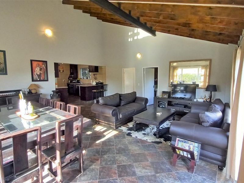 Holiday Living – Bring the Family and Enjoy! - Photo 4