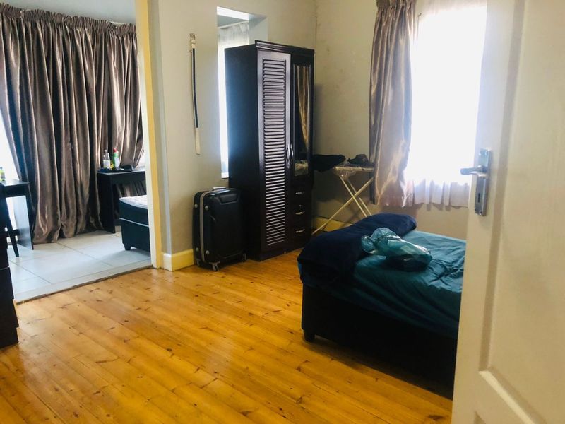 2 Bedrooms, 1 Bathroom Apartment For Sale In Glenwood, Durban - Photo 4