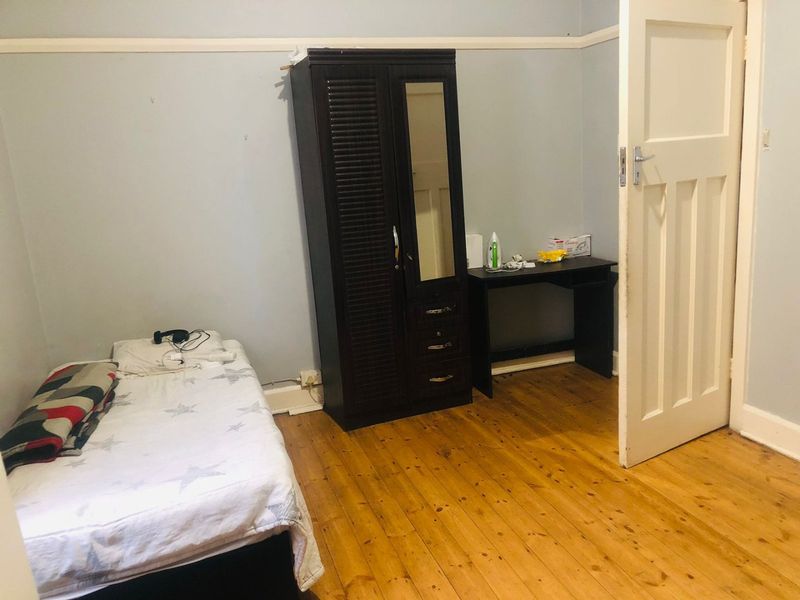 2 Bedrooms, 1 Bathroom Apartment For Sale In Glenwood, Durban - Photo 10