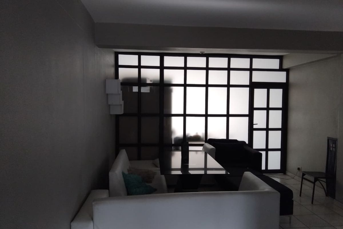 Specious 2.5-Bedroom Apartment With Lock-Up Garage – SunnySide East - Photo 4