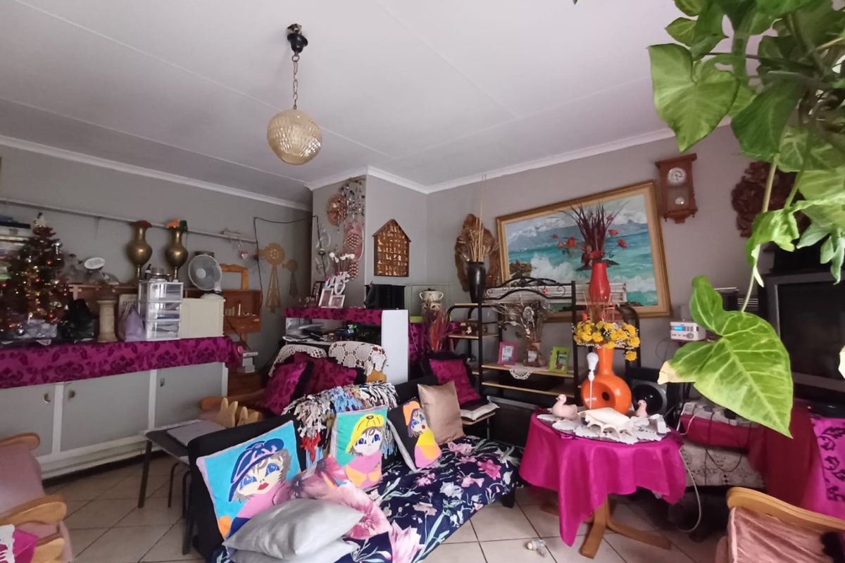 Charming Two-Bedroom Apartment in La Hoff, Klerksdorp - Photo 5