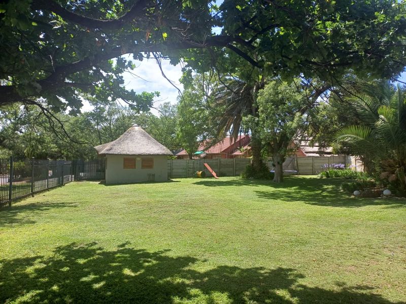 Two Homes, One Exceptional Opportunity in Songloed, Klerksdorp - Photo 3