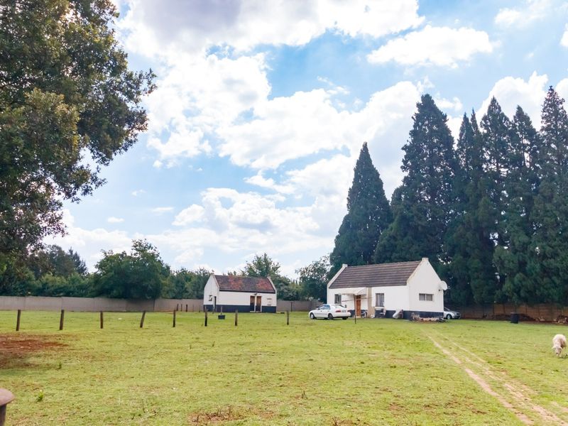 A One-of-a-Kind Fairlead Masterpiece – A Fully Restored Historic Farmhouse on 1.2 Ha of Lifestyle Living - Sole Mandate - Photo 8