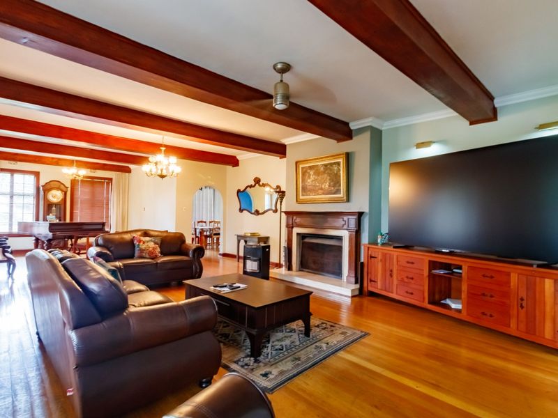 A One-of-a-Kind Fairlead Masterpiece – A Fully Restored Historic Farmhouse on 1.2 Ha of Lifestyle Living - Sole Mandate - Photo 10