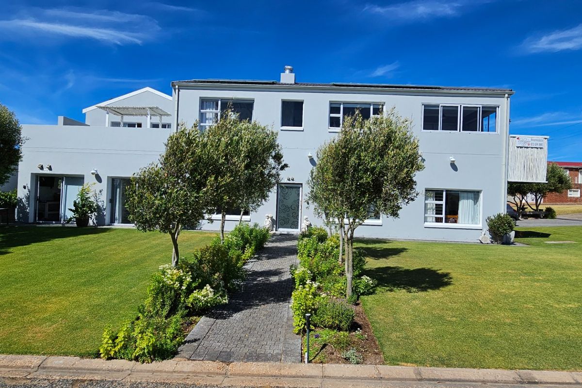 4 in 1 House - Photo 2