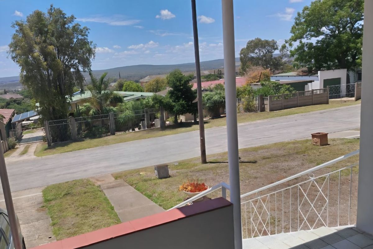 GOLDEN OLDIE IN BOTHASRUS UP FOR GRABS! - Photo 2