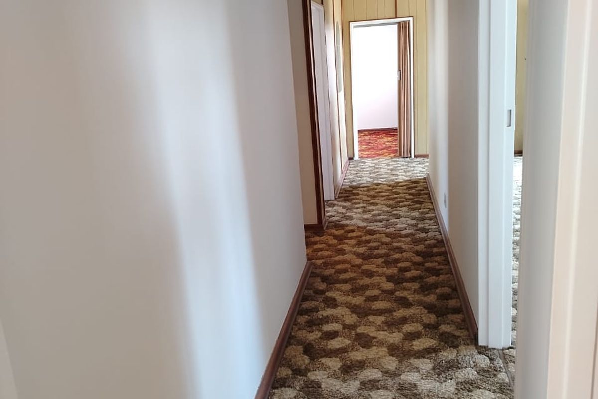 GOLDEN OLDIE IN BOTHASRUS UP FOR GRABS! - Photo 5