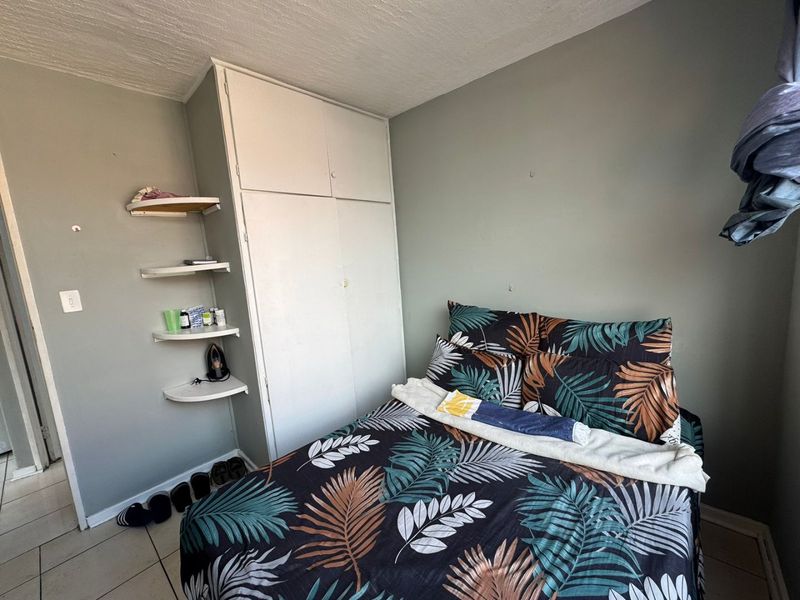 2.5 Bedrooms, 1 Bathroom Apartment For Sale In Bulwer, Durban - Photo 10