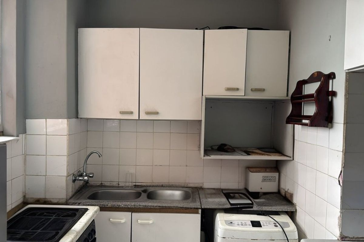 2.5 Bedrooms, 1 Bathroom Apartment For Sale In Bulwer, Durban - Photo 2