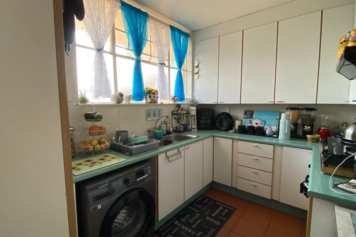 Modern Upstairs 3-Bedroom Apartment with Balcony for Sale - Photo 2