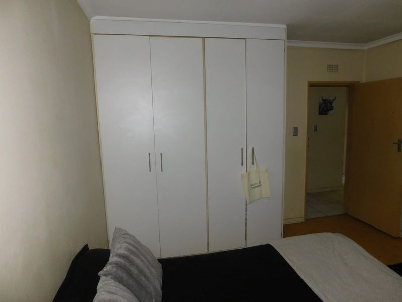 2 Bedroom and 1 Bathroom available for you to buy Call us now!! - Photo 5
