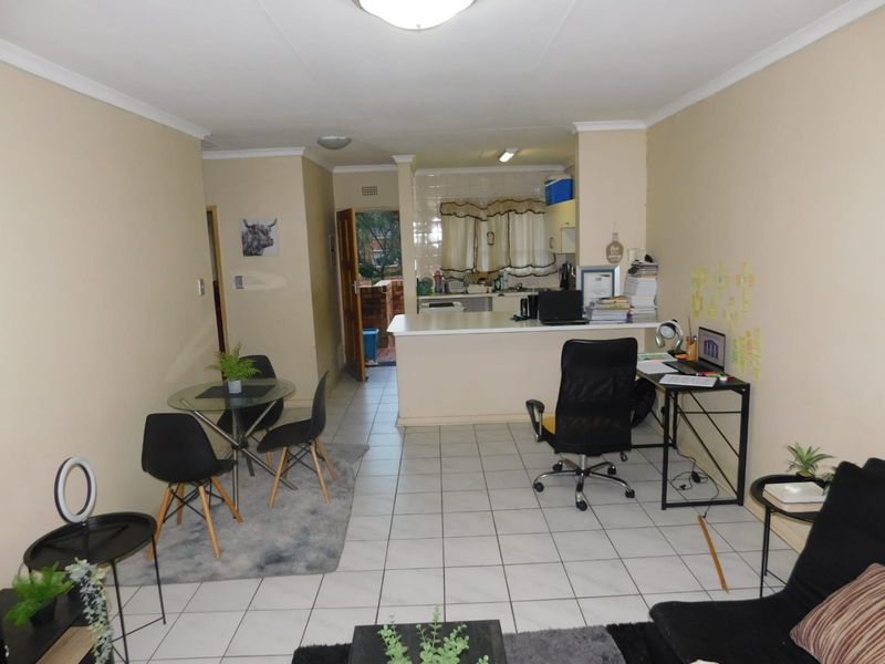 2 Bedroom and 1 Bathroom available for you to buy Call us now!! - Photo 3