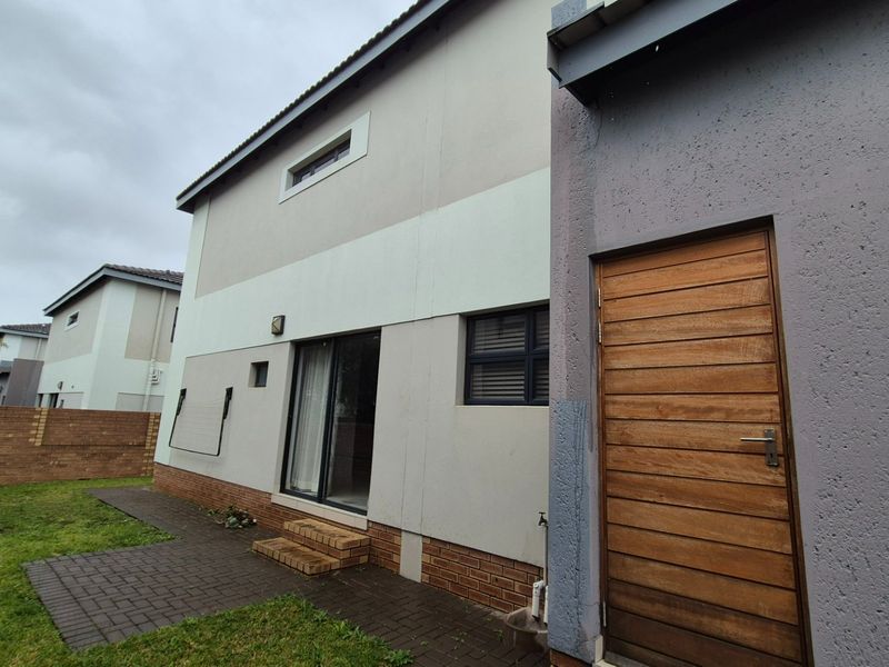 Comfort, Security & Style | Modern 3-Bedroom Home in Thatchfield Ridge - Photo 7