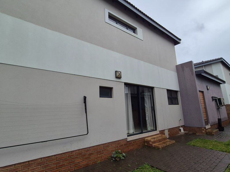 Comfort, Security & Style | Modern 3-Bedroom Home in Thatchfield Ridge - Photo 6