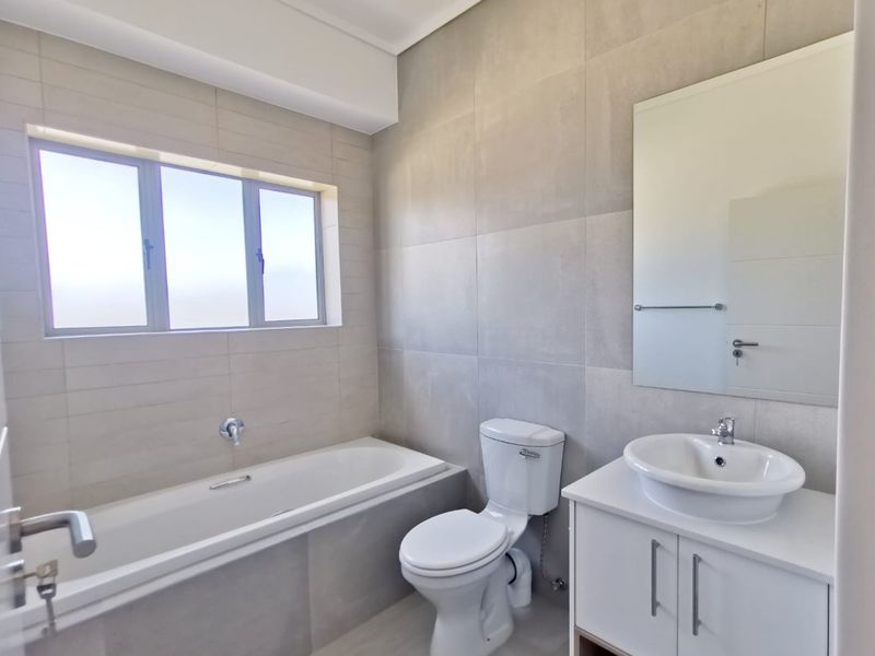 AFFORDABLE CONTEMPORARY ESTATE LIVING MINUTES FROM GEORGE - Photo 7