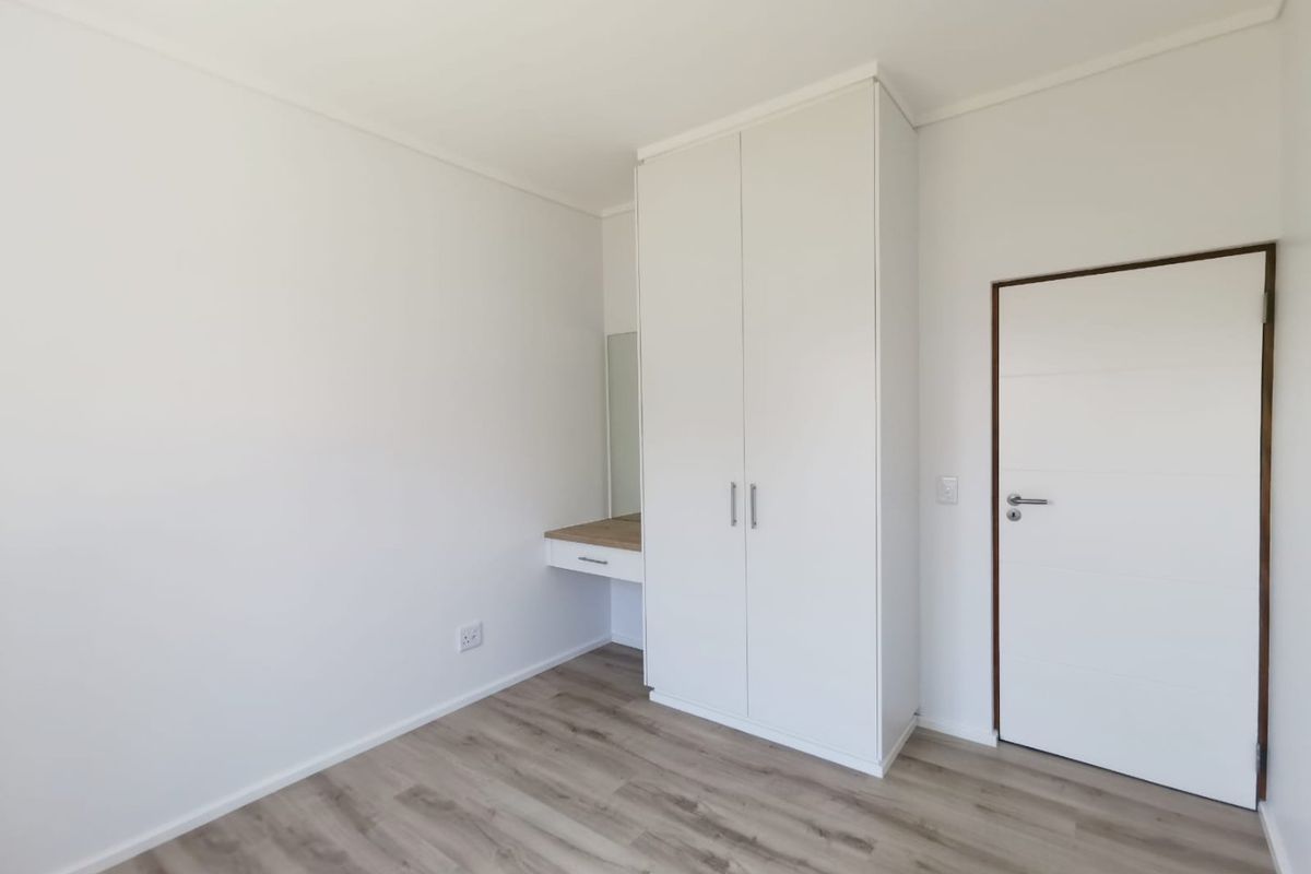 AFFORDABLE CONTEMPORARY ESTATE LIVING MINUTES FROM GEORGE - Photo 5